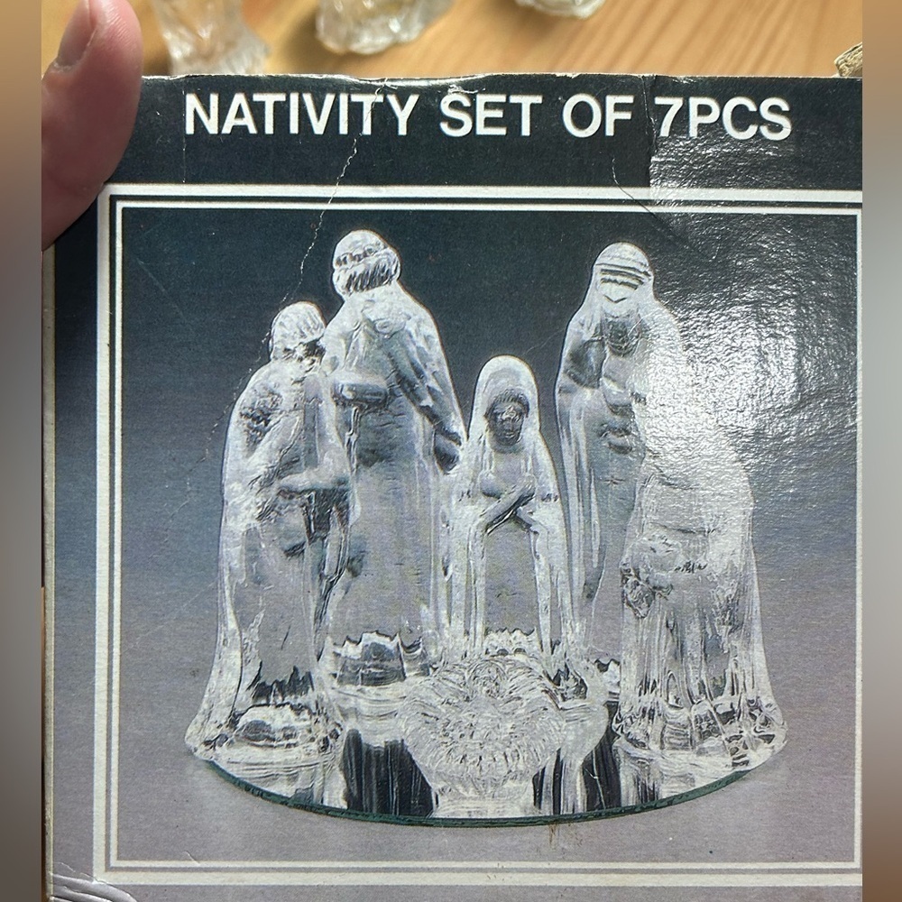 Vintage Glass Nativity Christmas Decor Set w Box Incomplete vintage nativity set - Picture 7 of 11